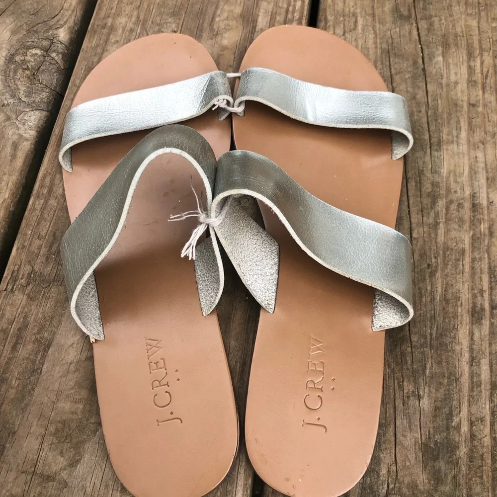 J.Crew Silver Slide Sandals. Size 8. - Picture 4 of 7